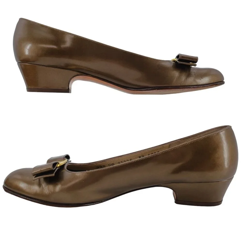 Vintage Salvatore Ferragamo Bronze Vara Bow Pumps Womens 8.5 Dress Shoes Italy - Picture 7 of 13